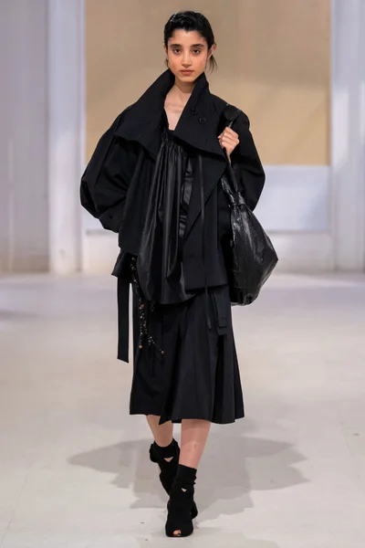 Look 6